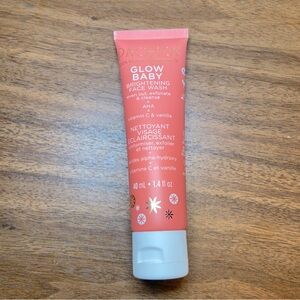 Pacifica Glow Baby Brightening Face Wash